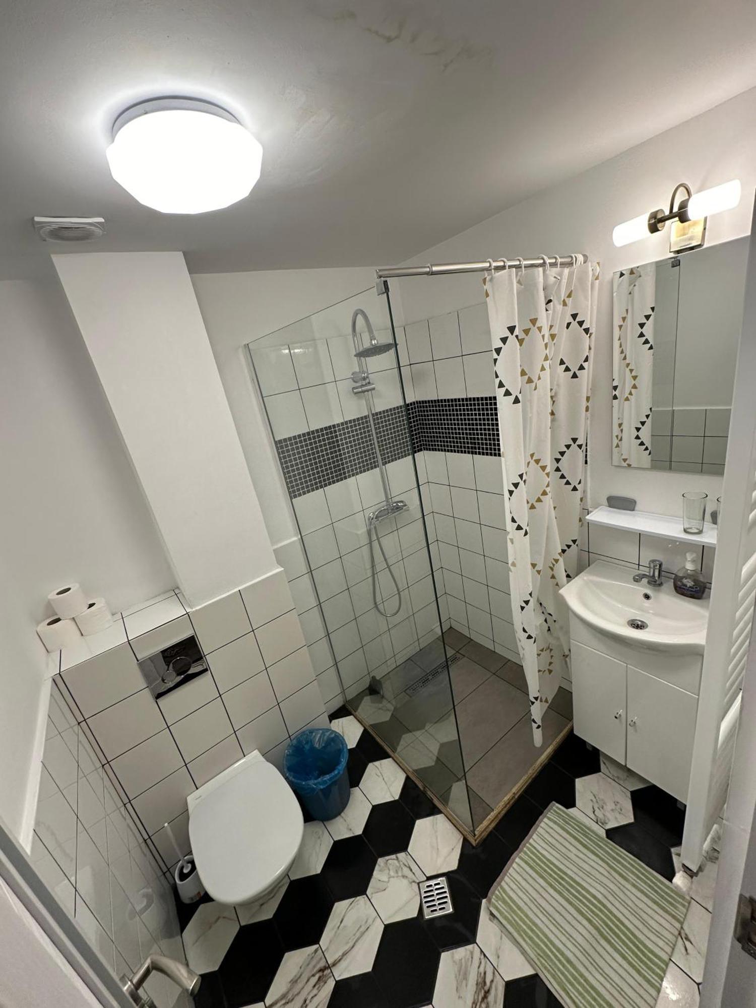 Ave Hotel Victoriei Bucharest Luaran gambar